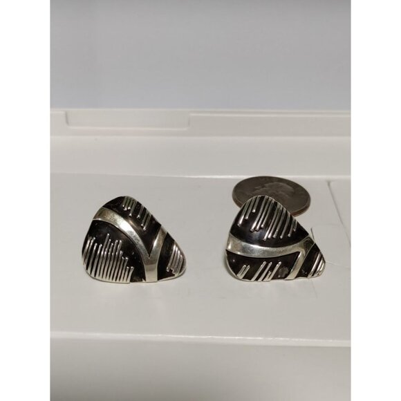 RKK Art Deco 80's Vintage Silver Triangle Stud Earrings with Screw Back - Picture 3 of 6